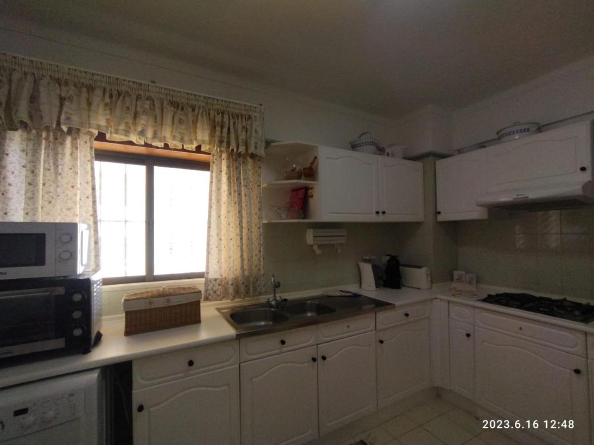 Cozy Apartment In Куартейра Екстер'єр фото
